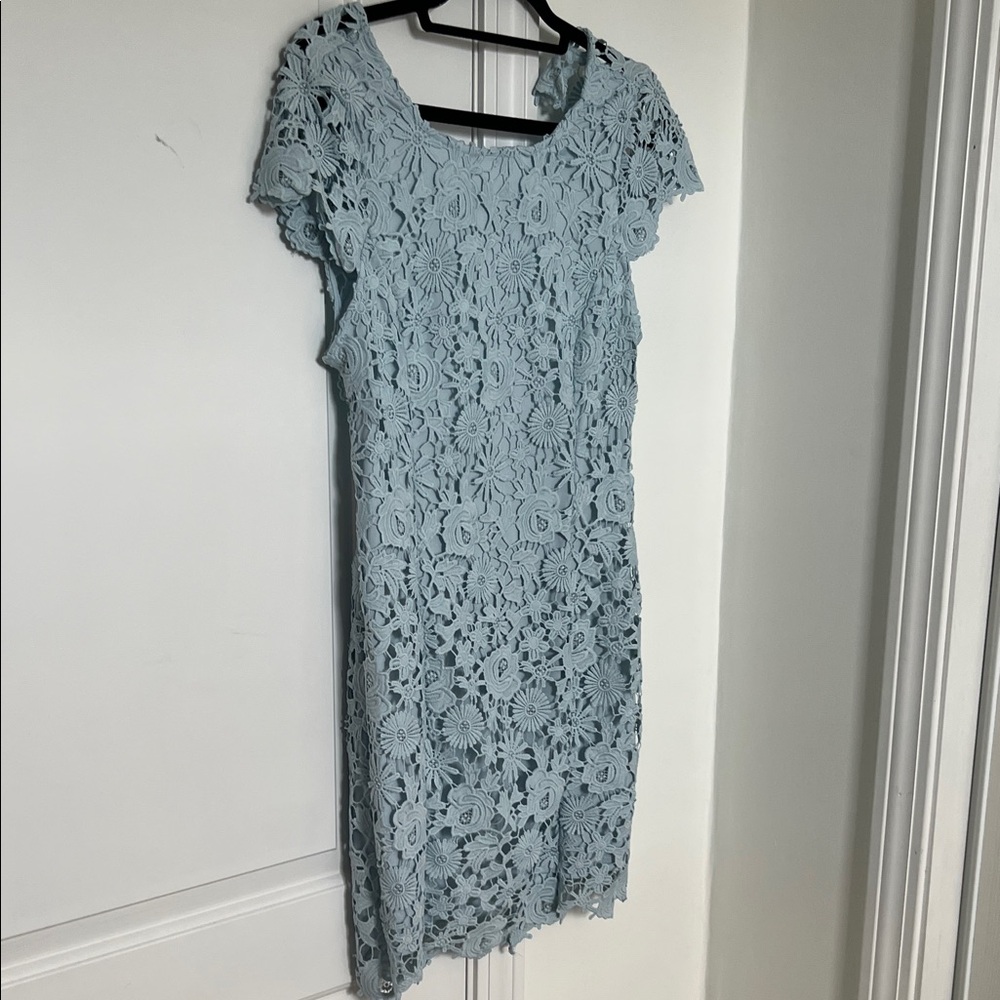 Lulu's Lace Midi Dress in Soft Blue
